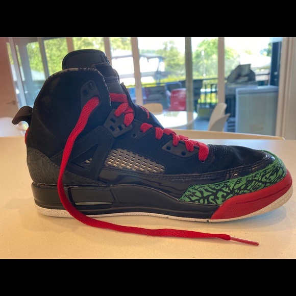 Jordan 4 Spizike - Picture 2 of 7
